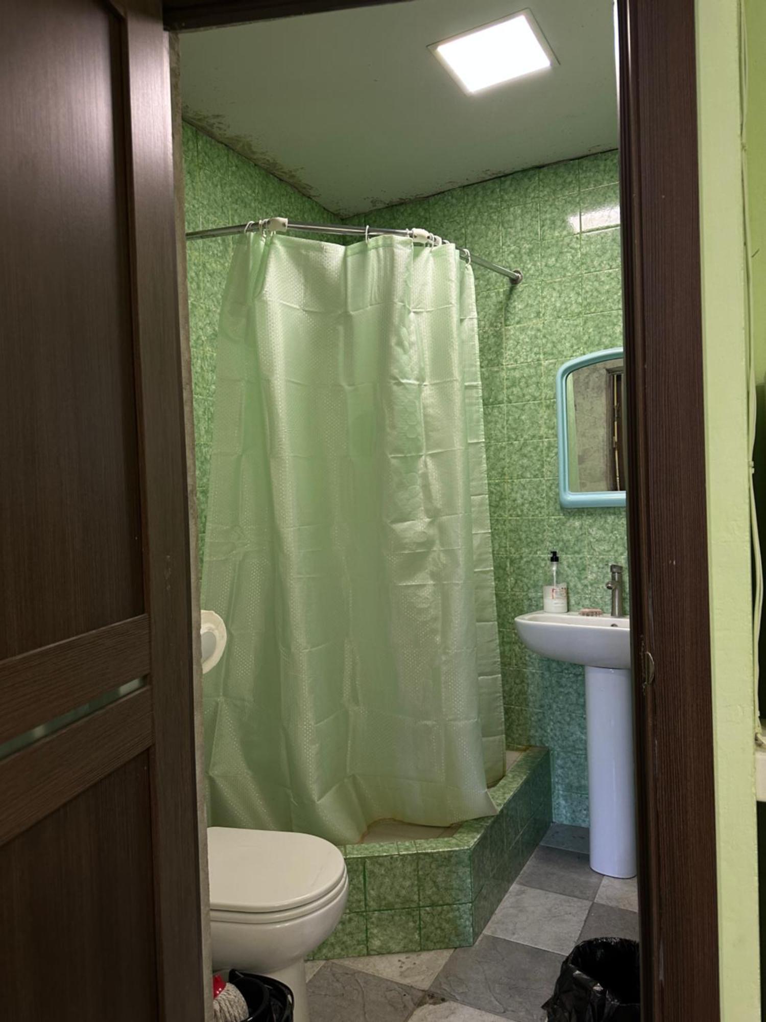 יירבאן Vahe'S Family Guest House Front מראה חיצוני תמונה